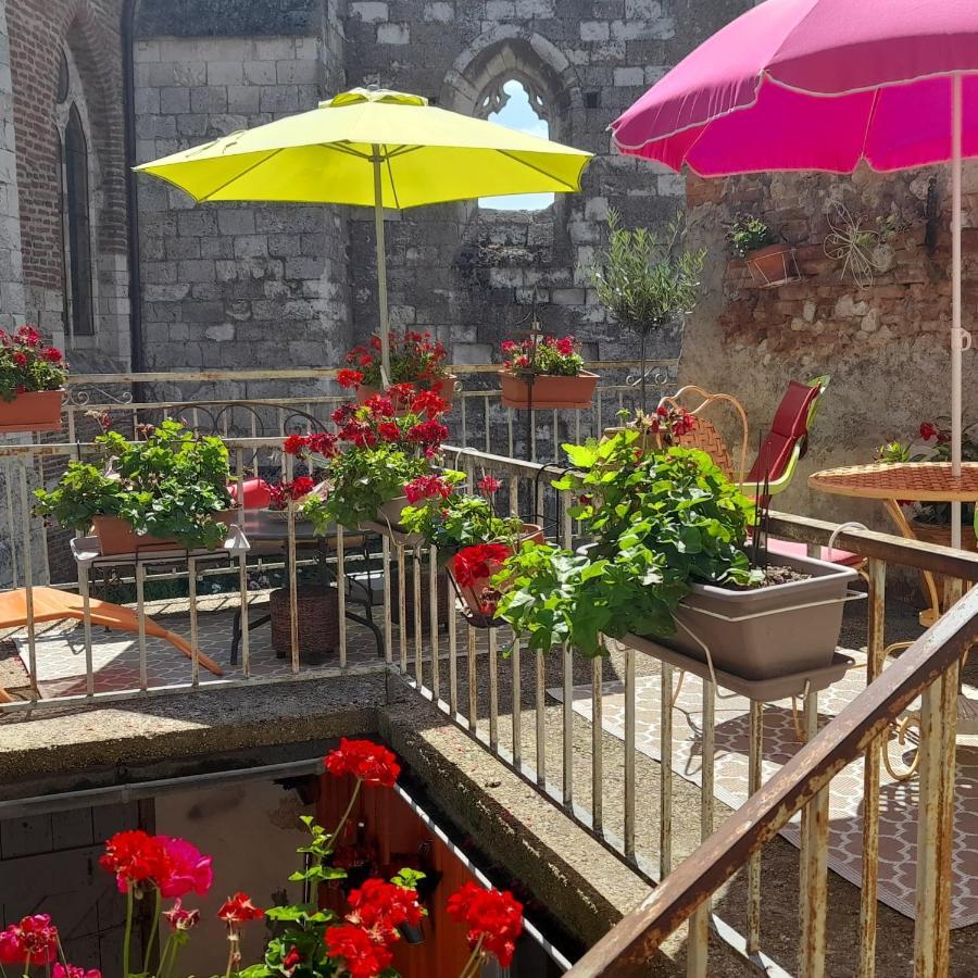 Sur Le Chemin Bed & Breakfast Auvillar ภายนอก รูปภาพ
