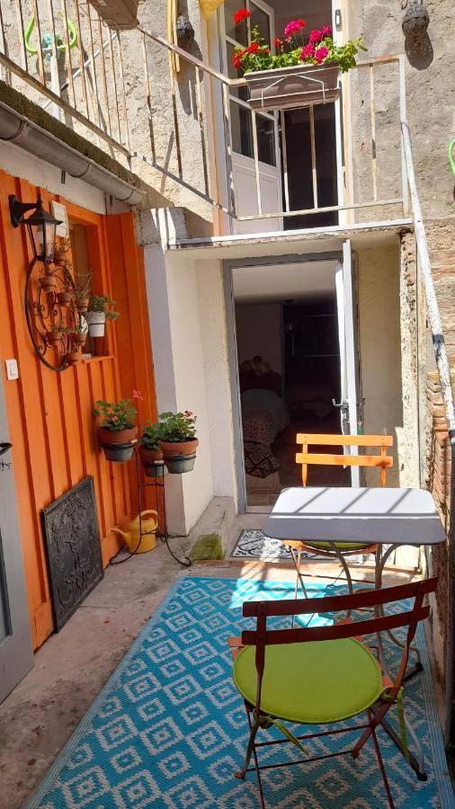 Sur Le Chemin Bed & Breakfast Auvillar ภายนอก รูปภาพ